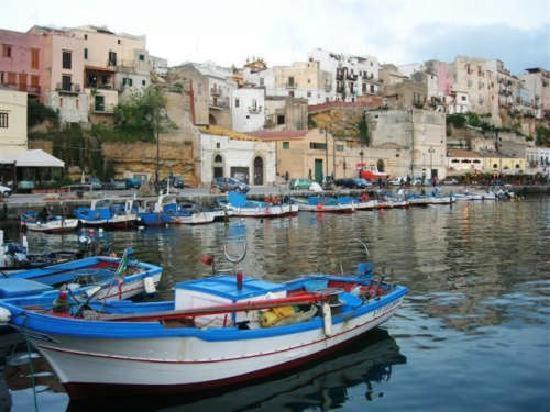 Case Vacanze Nonna Nick كاستيلاّماري ديل غو المظهر الخارجي الصورة
